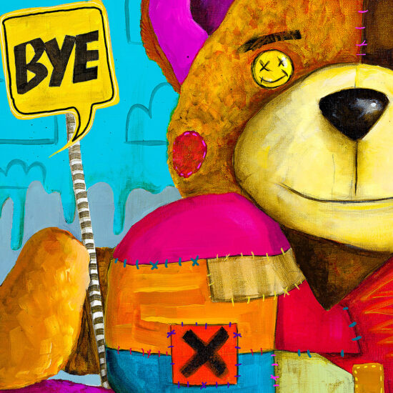 "Bye" autorstwa Wojciecha Brewki — różnokolorowy pluszowy miś z połatanym sercem.